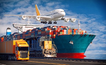 Es gibt viele Transportmittel, die für Speditionen in Frage kommen: Bahn, Schiff, LKW, Flugzeug